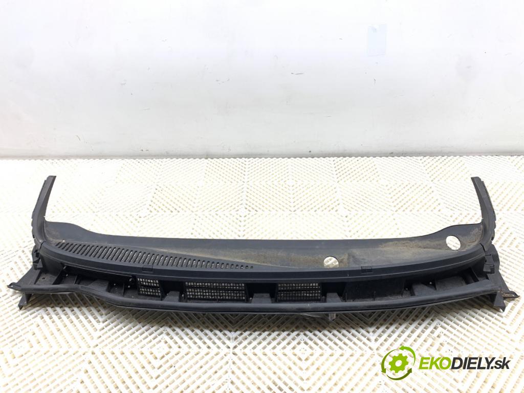 NISSAN NOTE E11 nadwozie wielkoprzestrzenne (MPV) 2009 65 kW 1.4 1386 Torpédo, plast pod čelné okno 66862-9U100 (Torpédo (plast pod čelným sklom))