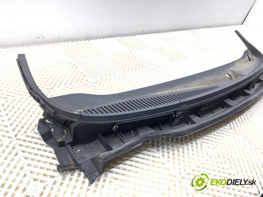 NISSAN NOTE E11 nadwozie wielkoprzestrzenne (MPV) 2009 65 kW 1.4 1386 Torpédo, plast pod čelné okno 66862-9U100 (Torpédo (plast pod čelným sklom))