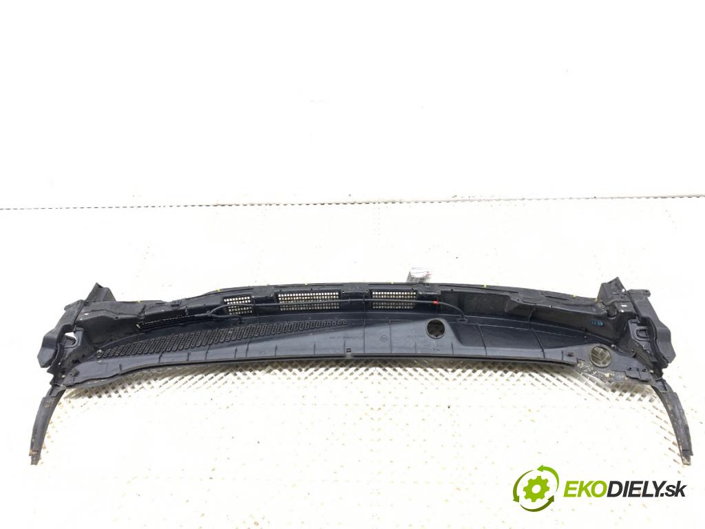 NISSAN NOTE E11 nadwozie wielkoprzestrzenne (MPV) 2009 65 kW 1.4 1386 Torpédo, plast pod čelné okno 66862-9U100 (Torpédo (plast pod čelným sklom))