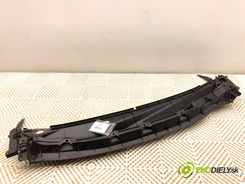 NISSAN NOTE E11 nadwozie wielkoprzestrzenne (MPV) 2009 65 kW 1.4 1386 Torpédo, plast pod čelné okno 66862-9U100 (Torpédo (plast pod čelným sklom))