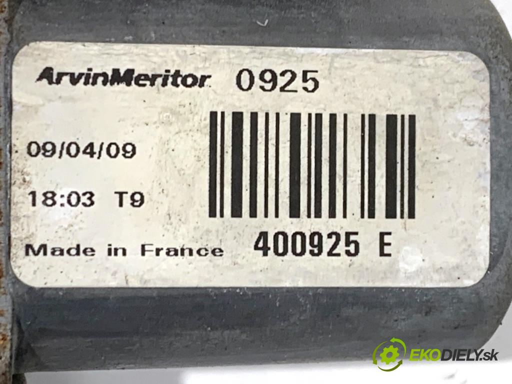 NISSAN NOTE E11 nadwozie wielkoprzestrzenne (MPV) 2009 65 kW 1.4 1386 Mechanizmus okna ľavy predný 400925E