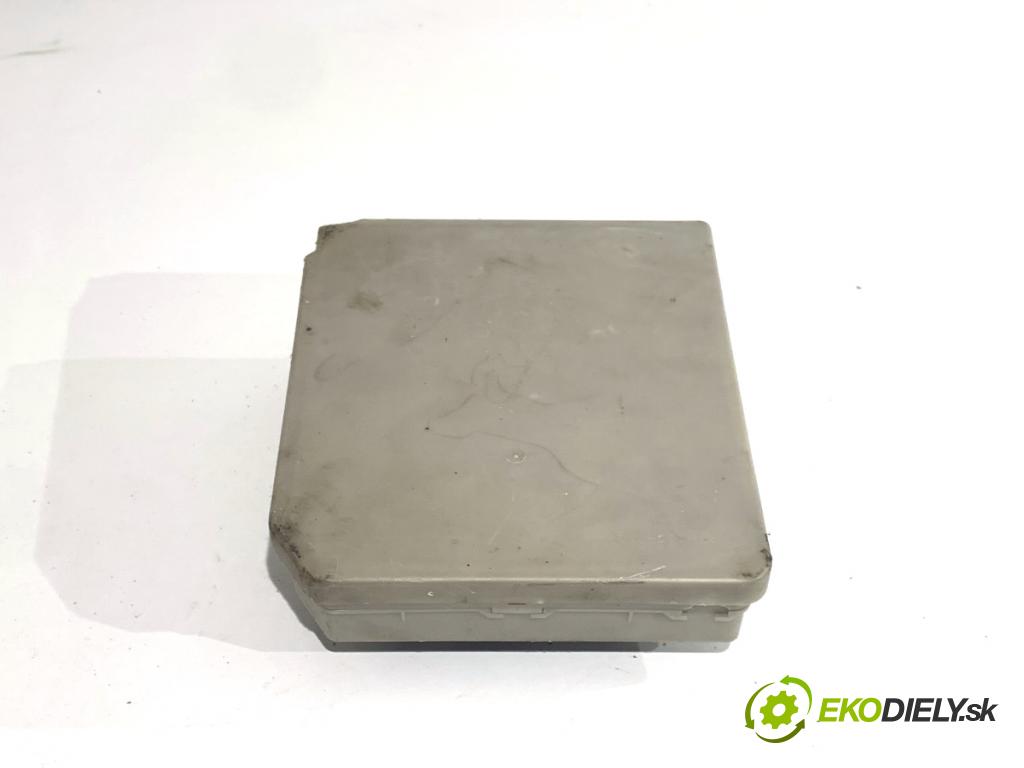 NISSAN NOTE E11 nadwozie wielkoprzestrzenne (MPV) 2009 65 kW 1.4 1386 Modul UCH  (Riadiaca jednotka ostatné)