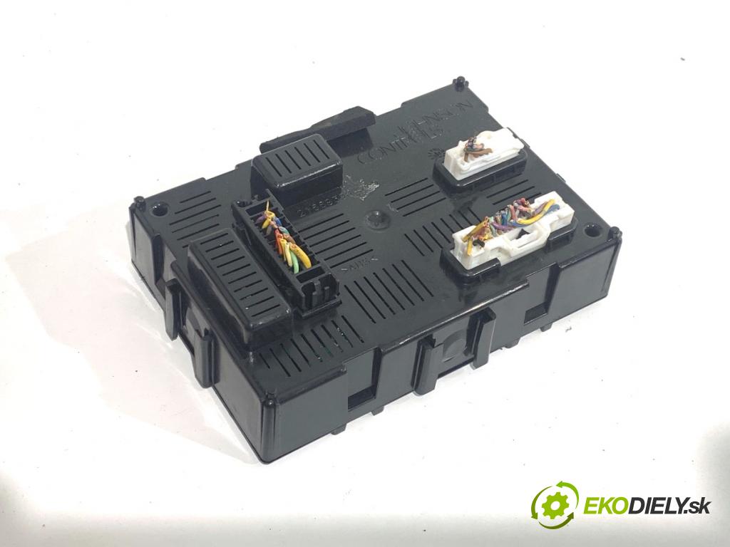 NISSAN NOTE E11 nadwozie wielkoprzestrzenne (MPV) 2009 65 kW 1.4 1386 modul BSI 284B2EM01E (Pojistková skříňka)