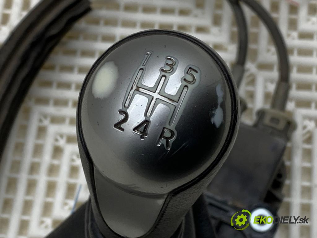 NISSAN NOTE E11 nadwozie wielkoprzestrzenne (MPV) 2009 65 kW 1.4 1386 Kulisa 3550210 (Rýchlostná páka (kulisa))