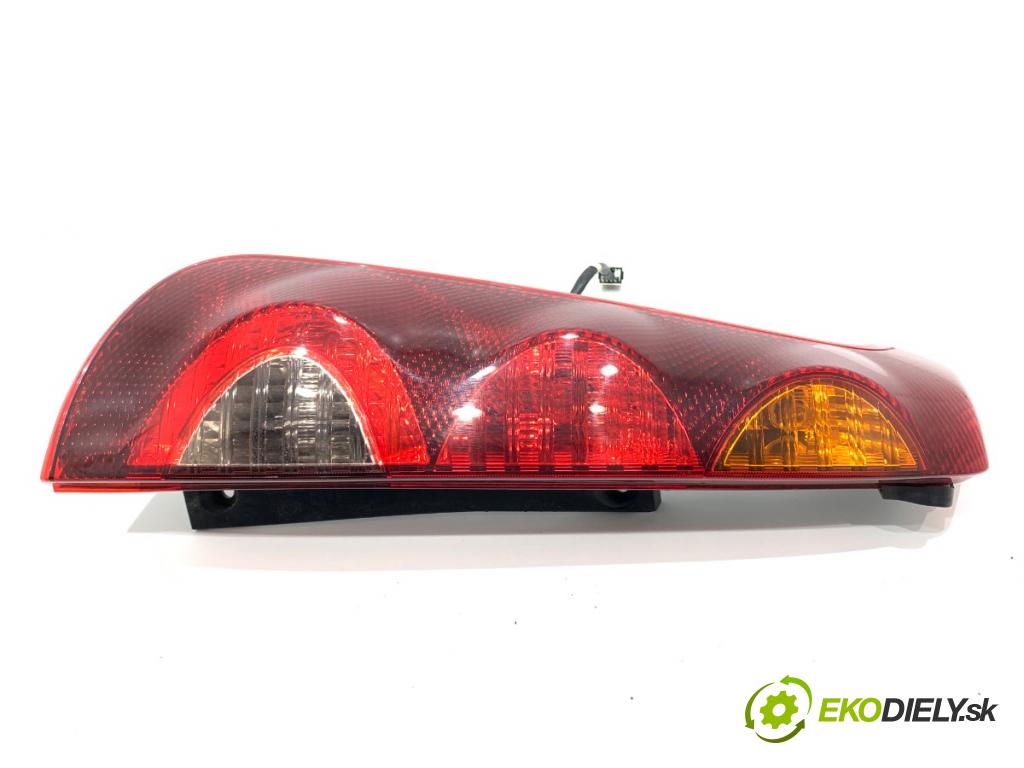 NISSAN NOTE E11 nadwozie wielkoprzestrzenne (MPV) 2009 65 kW 1.4 1386 světlo levý zadní část 