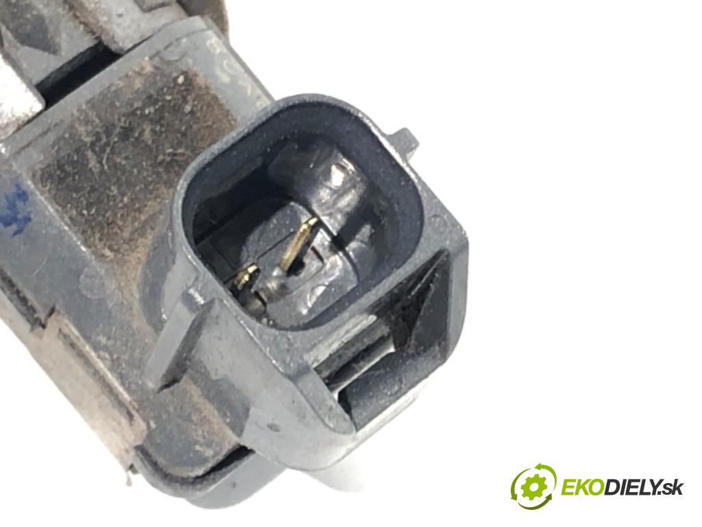 NISSAN NOTE E11 nadwozie wielkoprzestrzenne (MPV) 2009 65 kW 1.4 1386 Snímač PDC