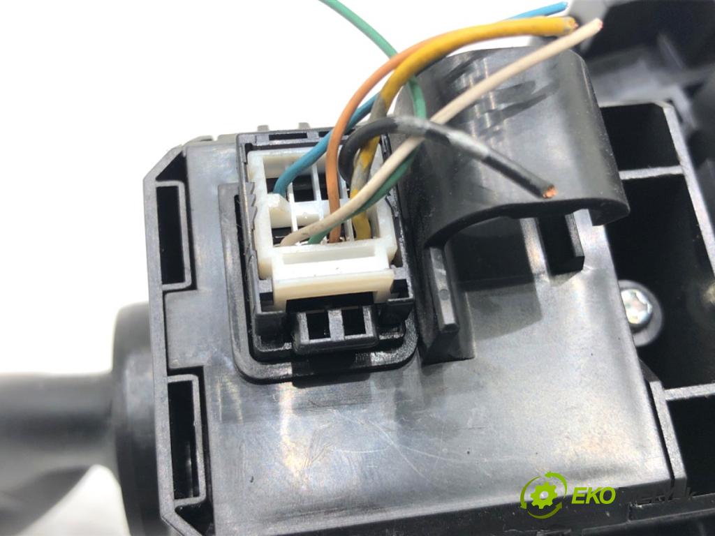 HONDA CIVIC VIII liftback 2007 103 kW 2.2 CTDi (FK3) 2204 Prepínač kombinovaný 35250-SMG-E221-M1 (Prepínacie páčky pod volantom)