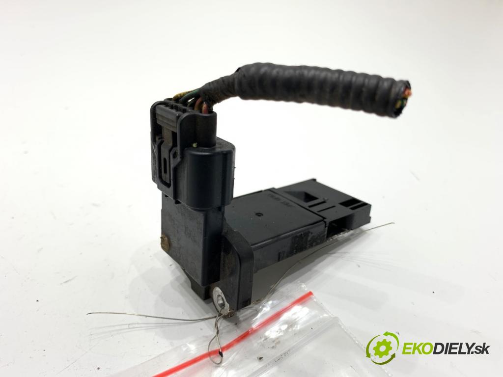 HONDA CIVIC VIII liftback 2007 103 kW 2.2 CTDi (FK3) 2204 Váha vzduchu AFH70M-62A (Váha vzduchu)