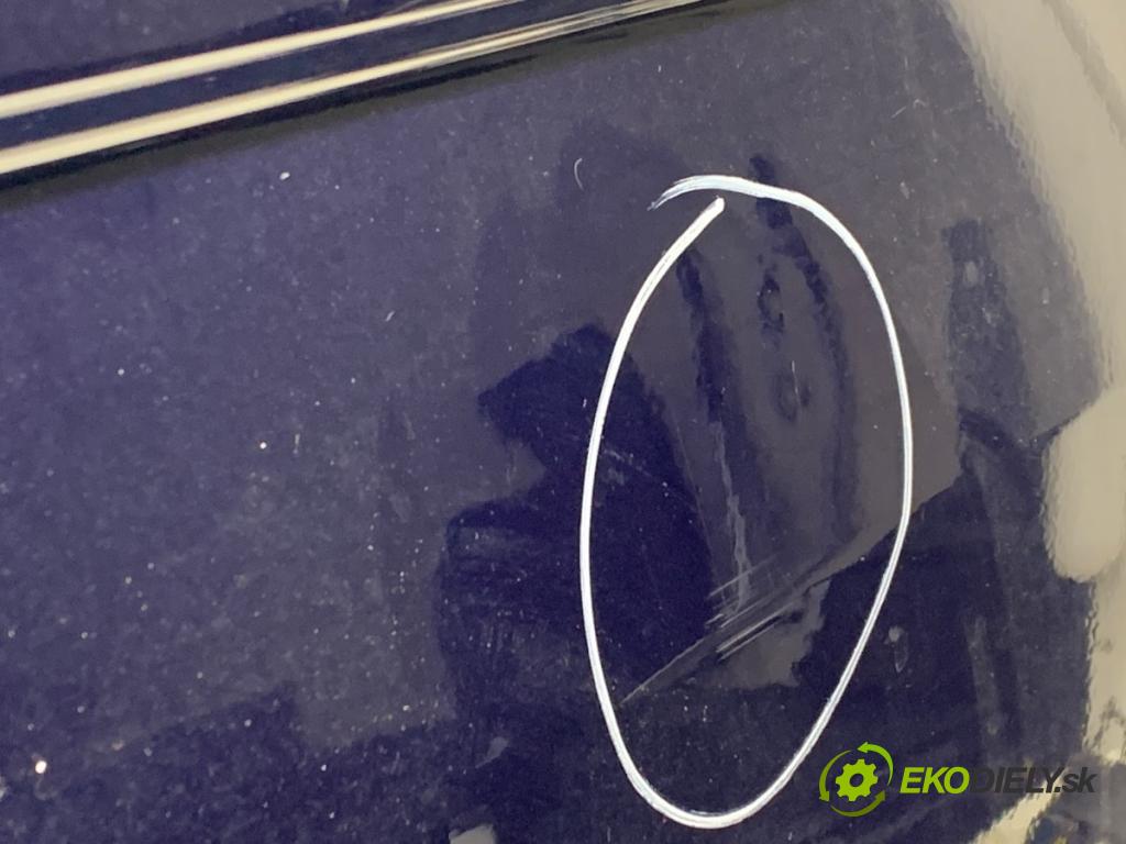 VW TRANSPORTER T5 Autobus 2003 96 kW 2.5 TDI 2461 dveře levý přední část