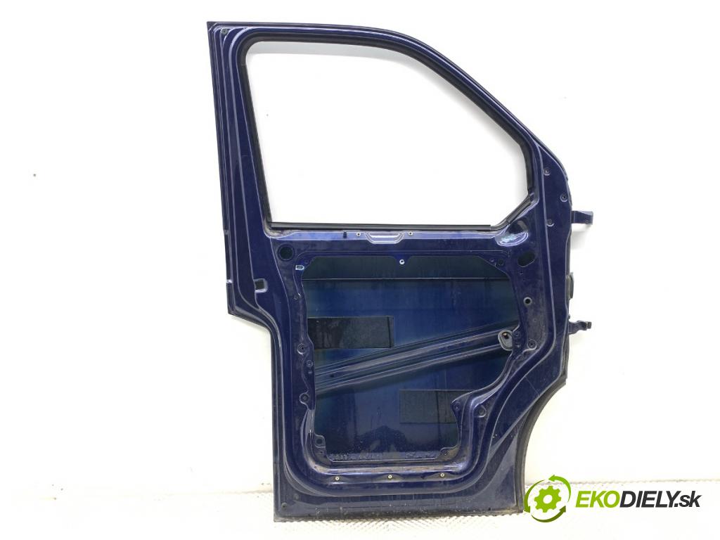 VW TRANSPORTER T5 Autobus 2003 96 kW 2.5 TDI 2461 dveře levý přední část