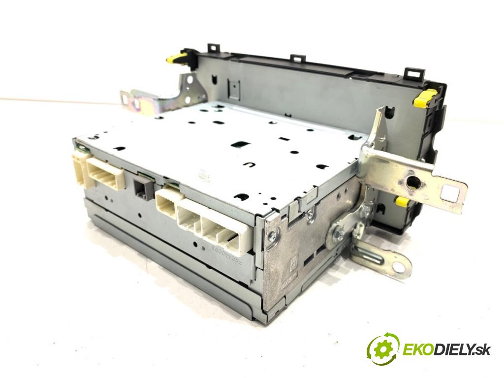 TOYOTA AURIS II liftback 2013 97 kW 1.6 (ZRE181_, ZRE185_) 1598 RADIO 86120-02880 (Audio zariadenie)