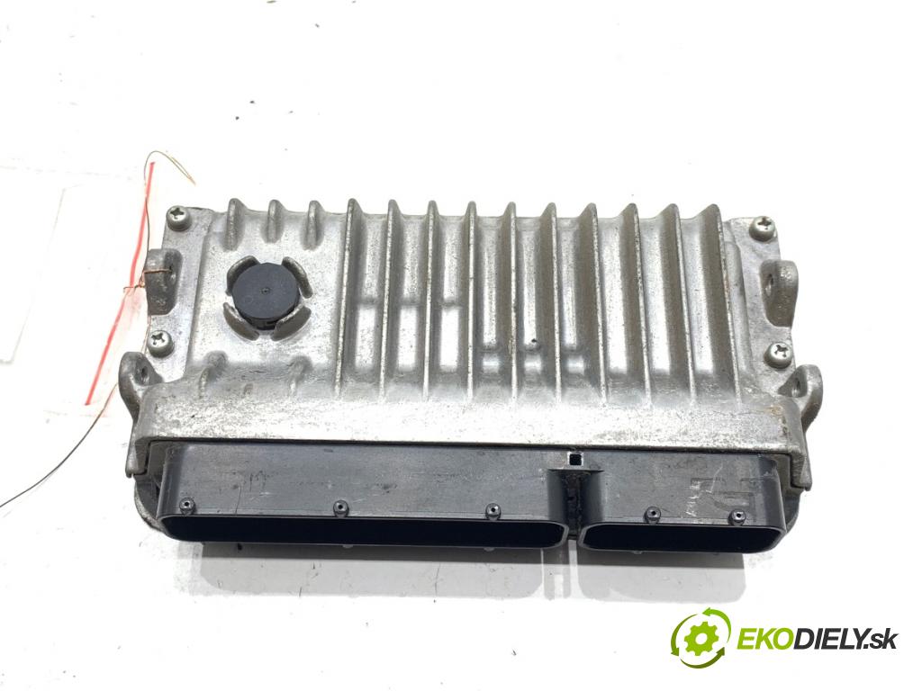 TOYOTA AURIS II liftback 2013 97 kW 1.6 (ZRE181_, ZRE185_) 1598 riadiaca jednotka Motor 89661-0Z840 (Riadiaca jednotka)