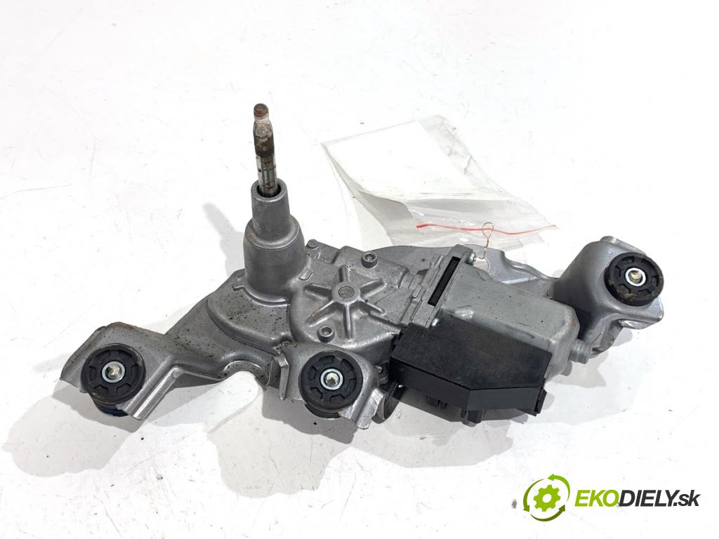 TOYOTA AURIS II liftback 2013 97 kW 1.6 (ZRE181_, ZRE185_) 1598 Motor stieračov zad 85130-02050