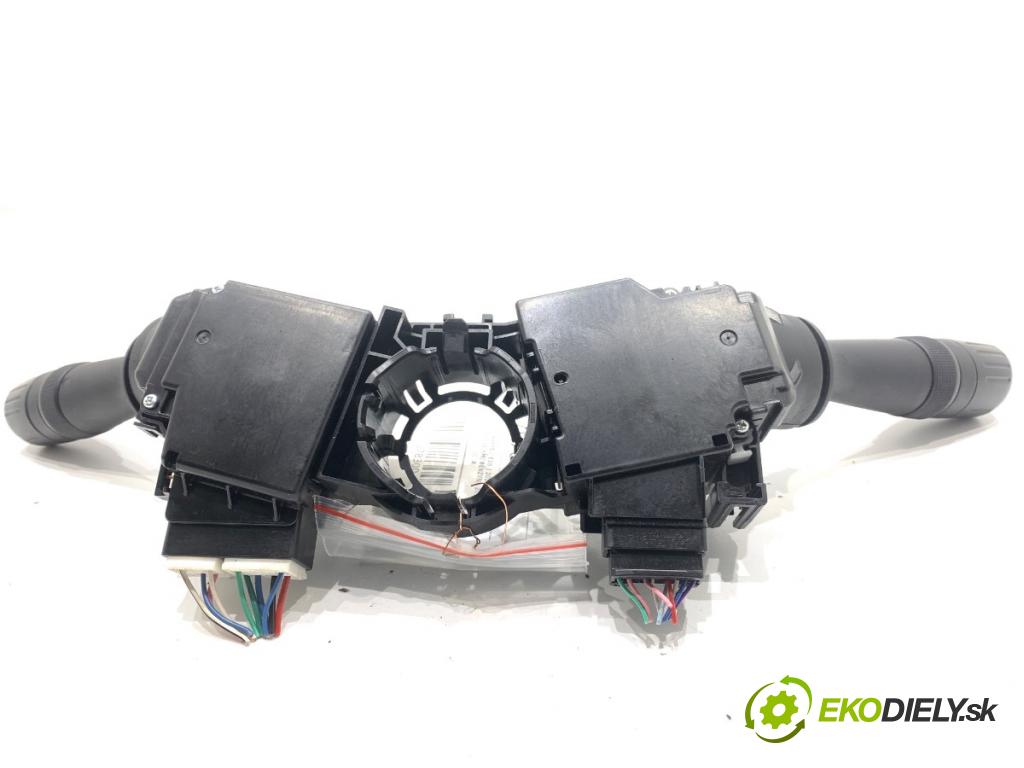 TOYOTA AURIS II liftback 2013 97 kW 1.6 (ZRE181_, ZRE185_) 1598 Prepínač kombinovaný 17F852 (Prepínacie páčky pod volantom)