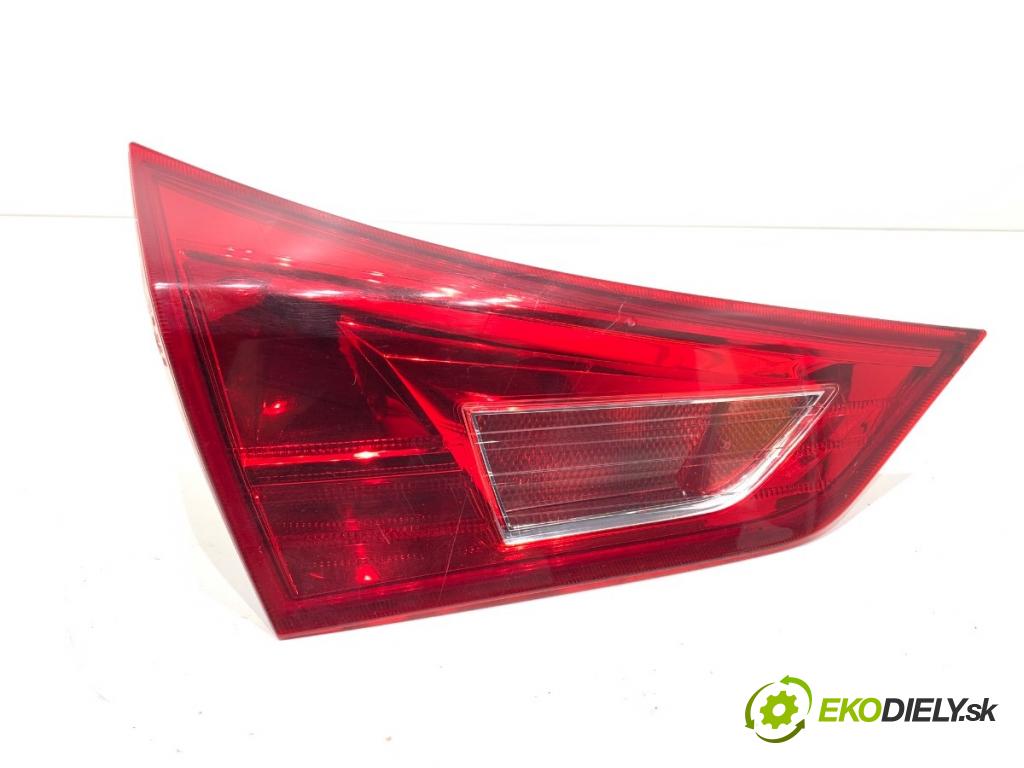 TOYOTA AURIS II liftback 2013 97 kW 1.6 (ZRE181_, ZRE185_) 1598 Svetlo zad ľavá strana vnútorná  (Kľučka dverí ostatné)
