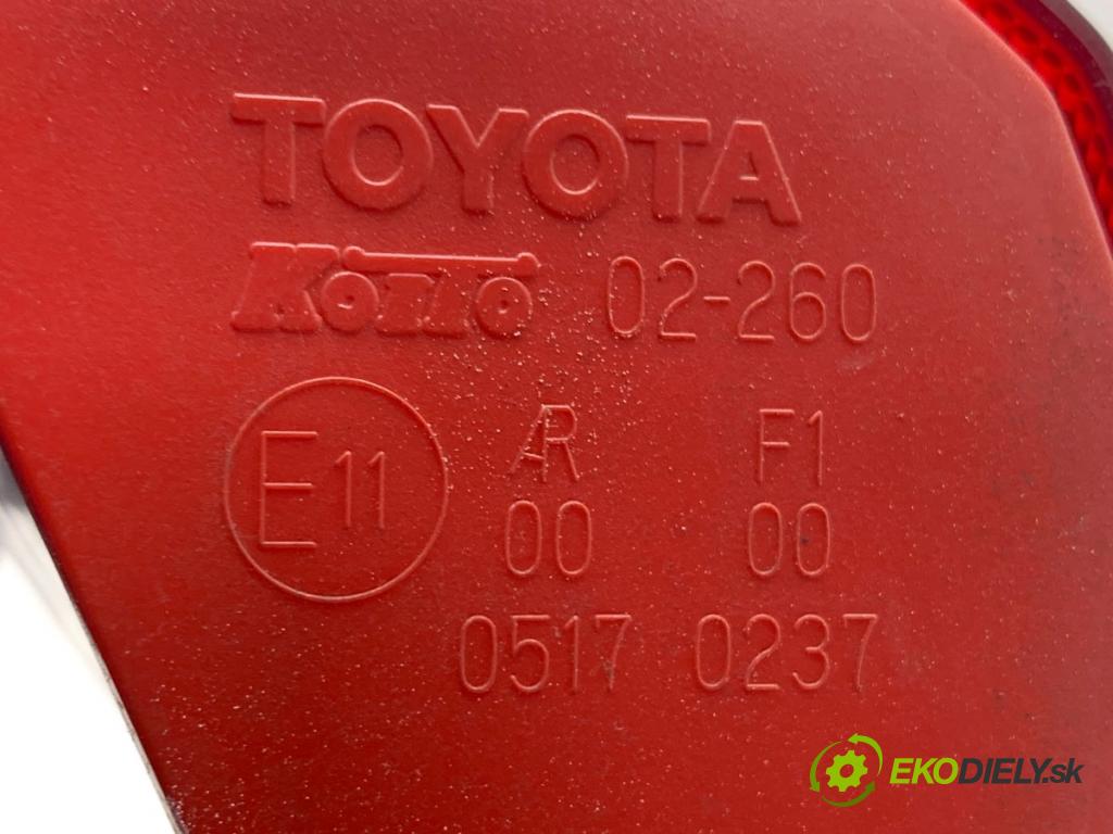 TOYOTA AURIS II liftback 2013 97 kW 1.6 (ZRE181_, ZRE185_) 1598 Svetlo zad ľavá strana vnútorná  (Kľučka dverí ostatné)