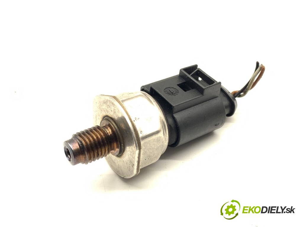 AUDI Q7 4L SUV 2007 171 kW 3.0 TDI quattro 2967 Snímač tlaku paliva 059130758E (Snímač)