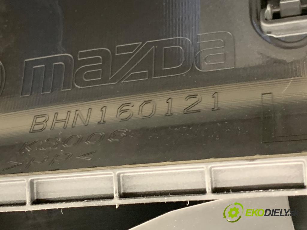 MAZDA 3 BM liftback 2014 88 kW 2.0 1998 palubní doska  (Palubní deska)