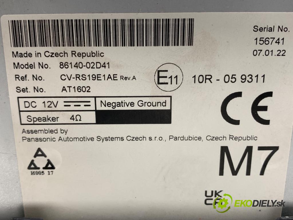 TOYOTA COROLLA E21 sedan 2022 72 kW 1.8 VVTi Hybrid (ZWE211, MZEA12) 1798 RADIO 86140-02D41 (Audio zariadenie)