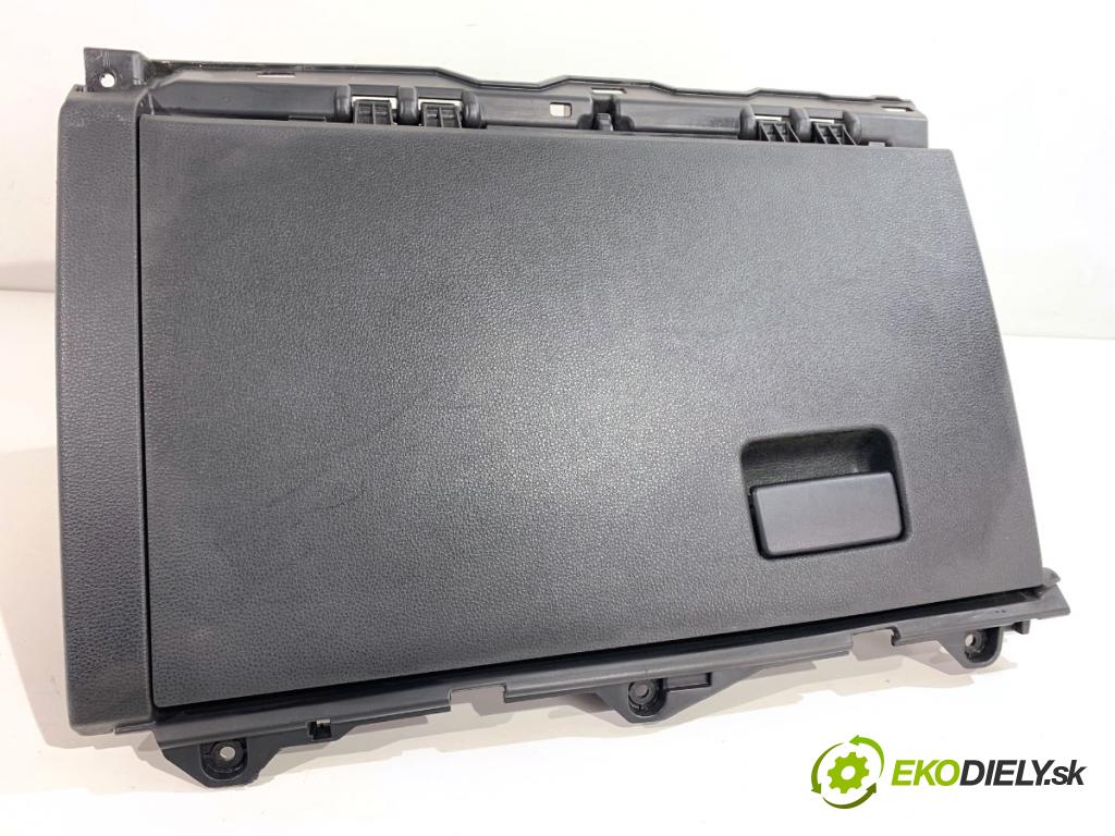 TOYOTA COROLLA E21 sedan 2022 72 kW 1.8 VVTi Hybrid (ZWE211, MZEA12) 1798 přihrádka kastlík spolujezdce 55550-02540 (Přihrádka (kastlík))