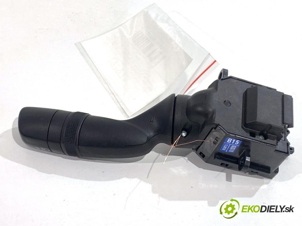 TOYOTA COROLLA E21 sedan 2022 72 kW 1.8 VVTi Hybrid (ZWE211, MZEA12) 1798 Prepínač smeroviek 02D70-17J910 (Prepínacie páčky pod volantom)