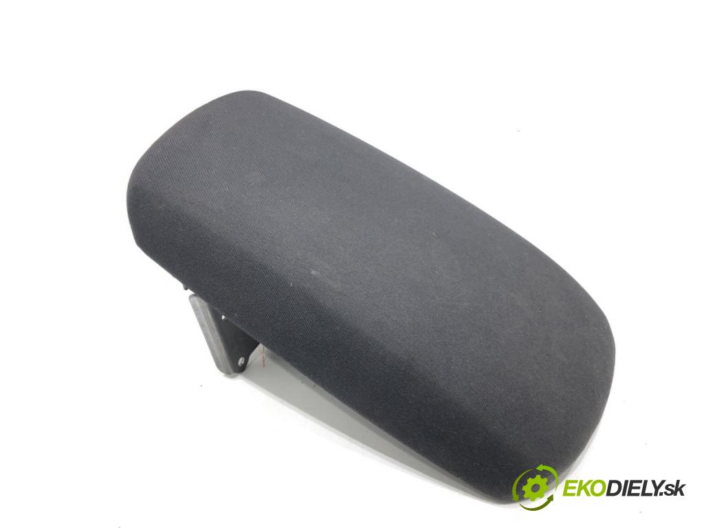 TOYOTA COROLLA E21 sedan 2022 72 kW 1.8 VVTi Hybrid (ZWE211, MZEA12) 1798 loketní opěrka  (Loketní opěrka)