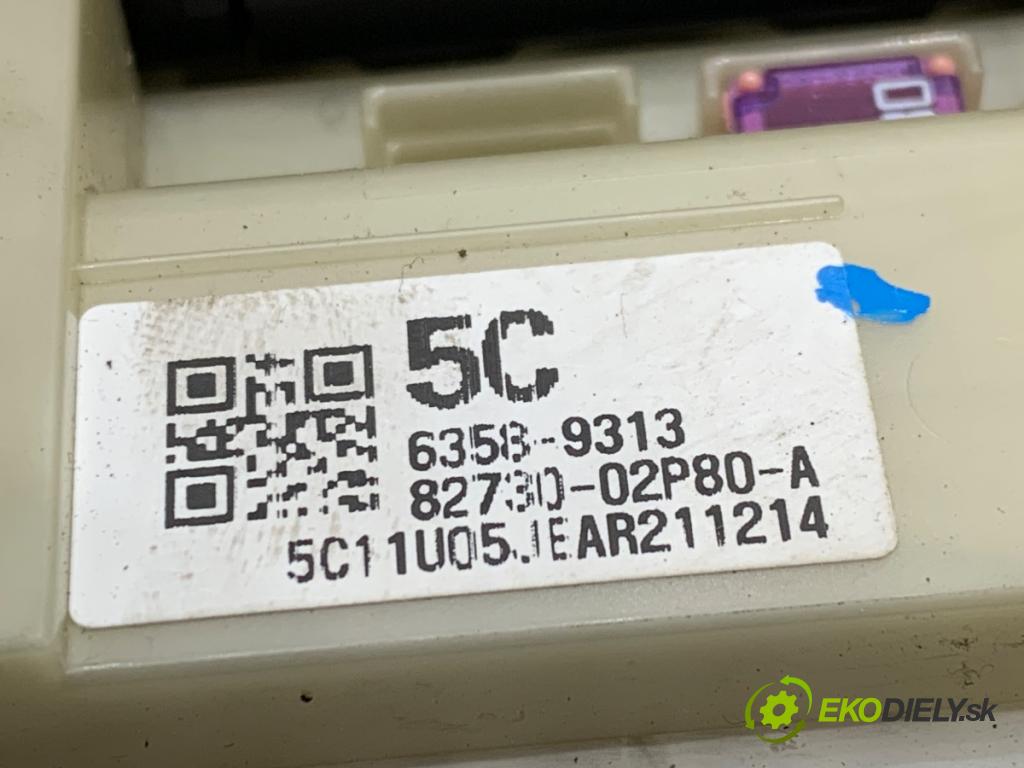 TOYOTA COROLLA E21 sedan 2022 72 kW 1.8 VVTi Hybrid (ZWE211, MZEA12) 1798 Modul komfortu 89221-02721 (Modul komfortu)