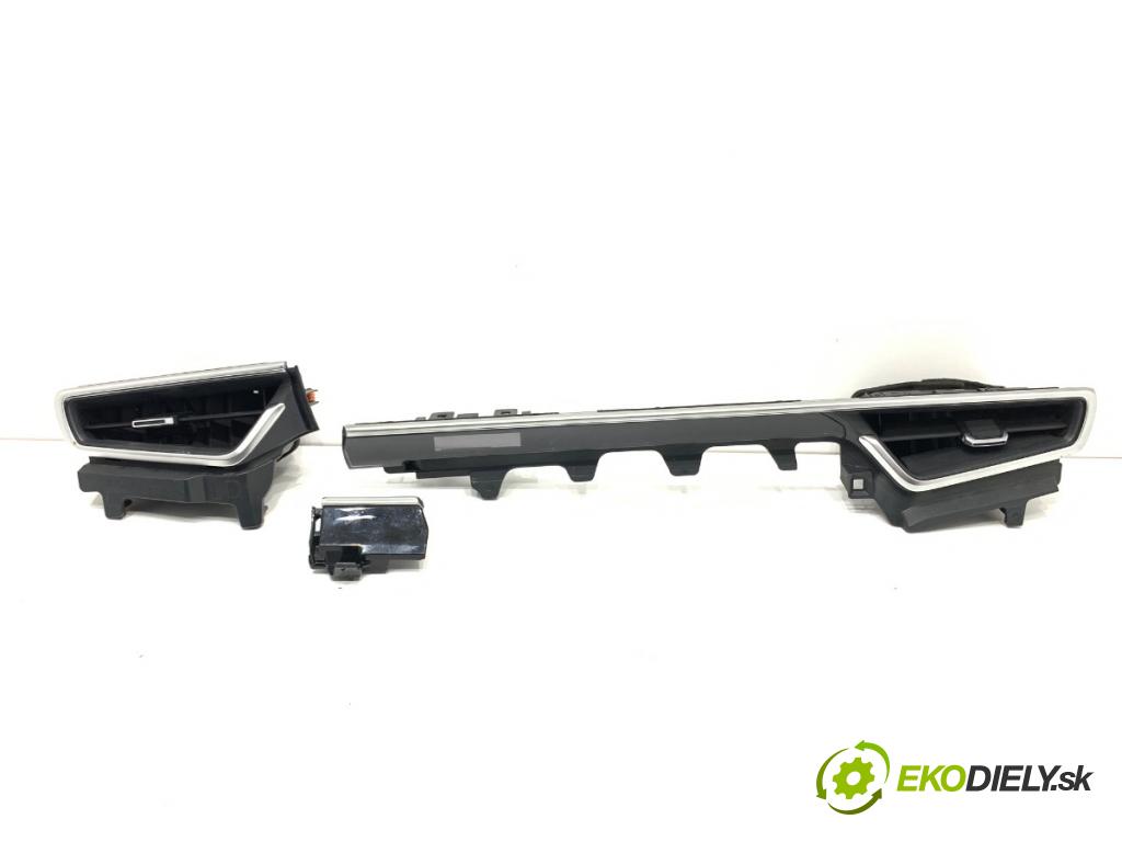 TOYOTA COROLLA E21 sedan 2022 72 kW 1.8 VVTi Hybrid (ZWE211, MZEA12) 1798 lišty kryt 58822-02440 55662-02650 (Lišta)