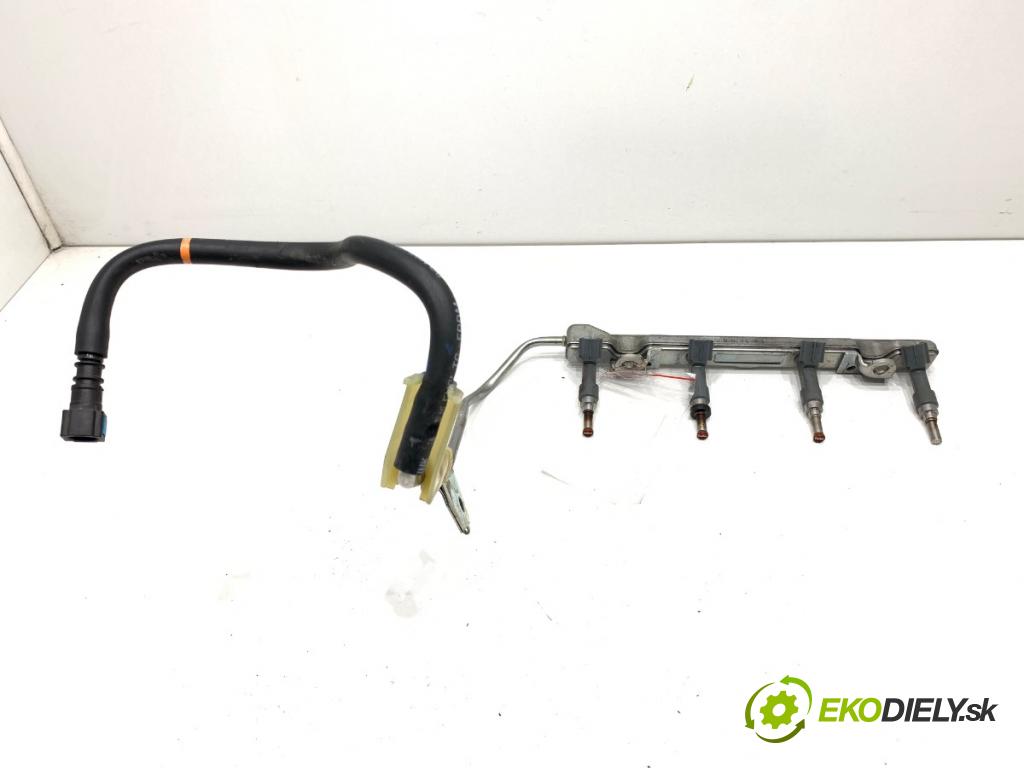 TOYOTA COROLLA E21 sedan 2022 72 kW 1.8 VVTi Hybrid (ZWE211, MZEA12) 1798 lišta vstřikovací 23250-0T110 (Vstřikovací lišta)