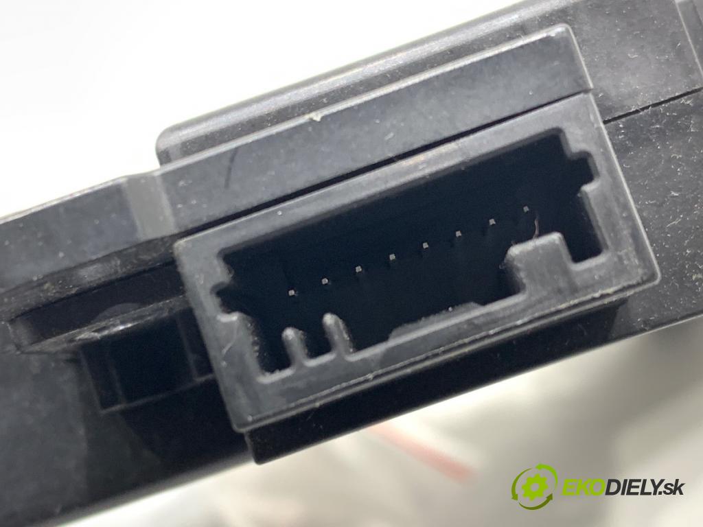 TOYOTA COROLLA E21 sedan 2022 72 kW 1.8 VVTi Hybrid (ZWE211, MZEA12) 1798 motor topení 063800-9004