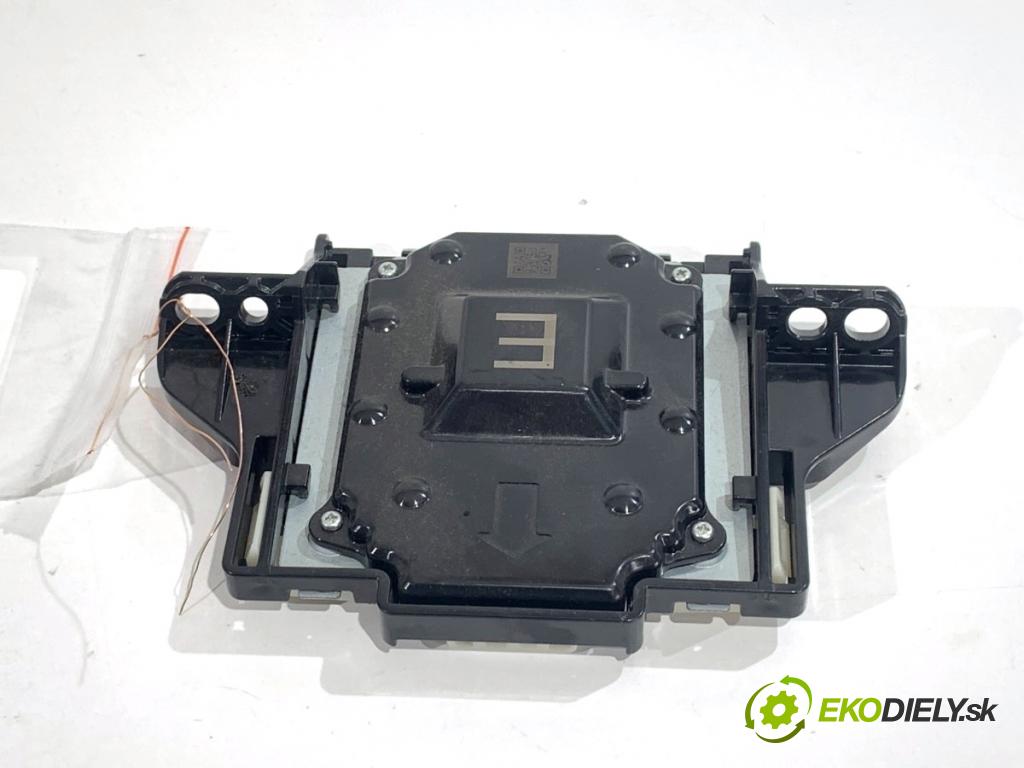 TOYOTA COROLLA E21 sedan 2022 72 kW 1.8 VVTi Hybrid (ZWE211, MZEA12) 1798 ANTENA GPS 86862-42010