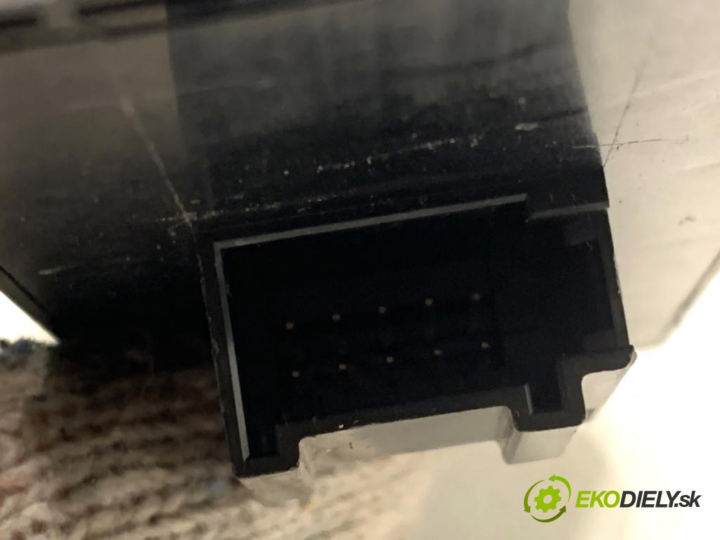 AUDI Q8 SUV 2019 210 kW 50 TDI Mild Hybrid quattro 2967 Prepínač okien 4M0959851C (Prepínacie páčky pod volantom)