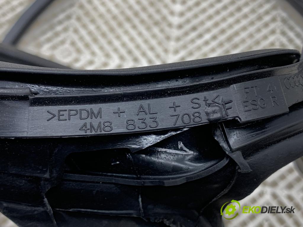 AUDI Q8 SUV 2019 210 kW 50 TDI Mild Hybrid quattro 2967 tesnenie Dvere zad pravá 4M8833708 (Karoséria ostatné)