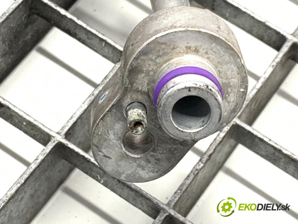 AUDI Q8 SUV 2019 210 kW 50 TDI Mild Hybrid quattro 2967 rúrka klimatizace 4M1816720R (Trubka klimatizace)