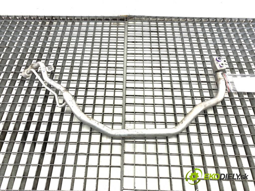 AUDI Q8 SUV 2019 210 kW 50 TDI Mild Hybrid quattro 2967 rúrka klimatizace 4M0816738M (Trubka klimatizace)