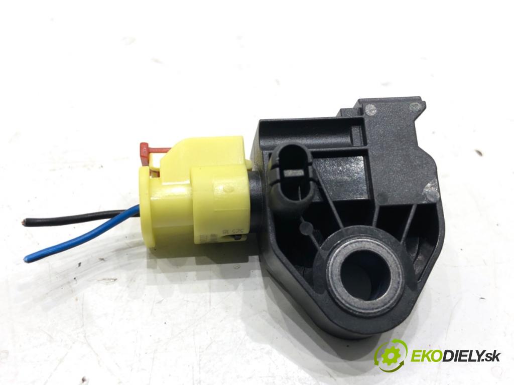 AUDI Q8 SUV 2019 210 kW 50 TDI Mild Hybrid quattro 2967 Snímač nárazu 4N0959651D (Snímač nárazu)