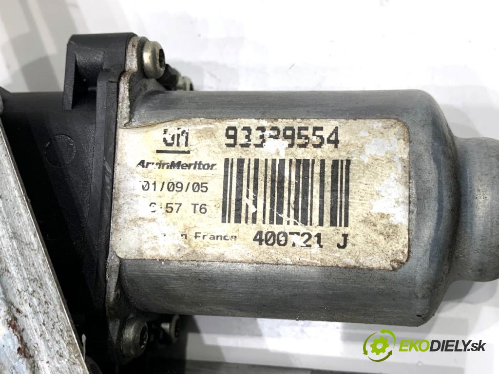 OPEL MERIVA A nadwozie wielkoprzestrzenne (MPV) 2005 74 kW 1.7 CDTI (E75) 1686 mechanismus okna pravý zadní část