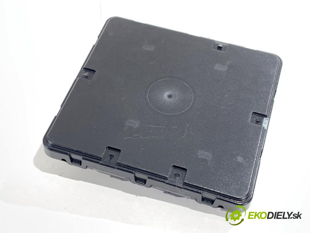 AUDI Q8 SUV 2019 210 kW 50 TDI Mild Hybrid quattro 2967 Modul komfortu 8W0907064GP (Modul komfortu)