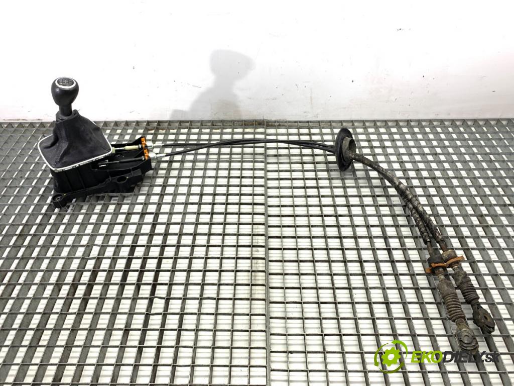 OPEL ANTARA A SUV 2007 110 kW 2.0 CDTI 4x4 1991 Kulisa  (Rýchlostná páka (kulisa))