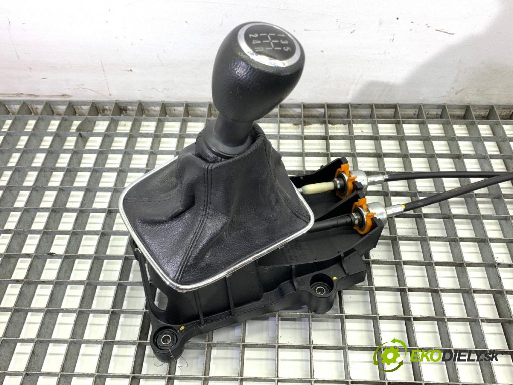 OPEL ANTARA A SUV 2007 110 kW 2.0 CDTI 4x4 1991 Kulisa  (Rýchlostná páka (kulisa))