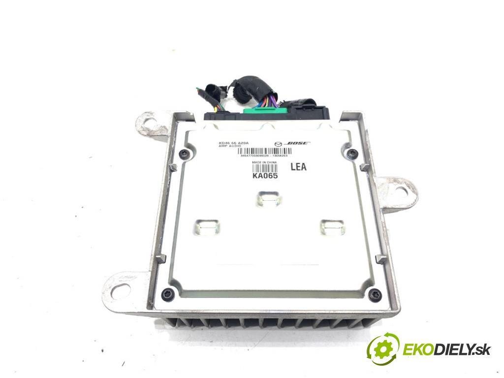 MAZDA CX-5 SUV 2013 129 kW 2.2 D AWD (KE102) 2191 zesilovač KD4666A20A (Zesilovač)