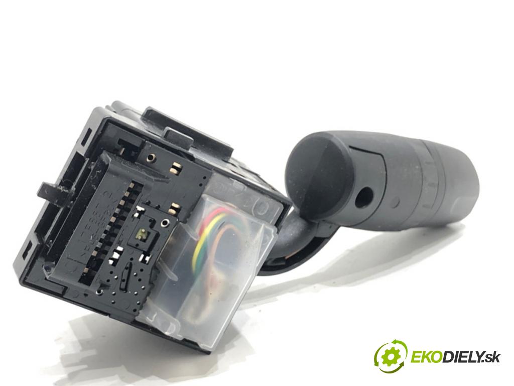 MAZDA CX-5 SUV 2013 129 kW 2.2 D AWD (KE102) 2191 Prepínač smeroviek 17F887 (Prepínacie páčky pod volantom)