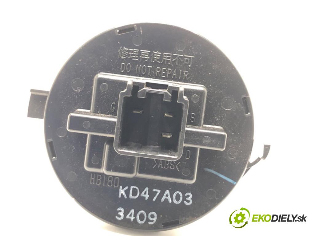 MAZDA CX-5 SUV 2013 129 kW 2.2 D AWD (KE102) 2191 odpor rezistor topení vzduchu KD47A03 (Odpor topení)