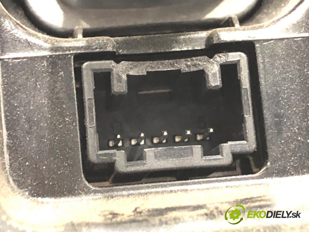 MAZDA CX-5 SUV 2013 129 kW 2.2 D AWD (KE102) 2191 zpětné zrcátko vnitřní  (Vnitřní zpětné zrcátko)