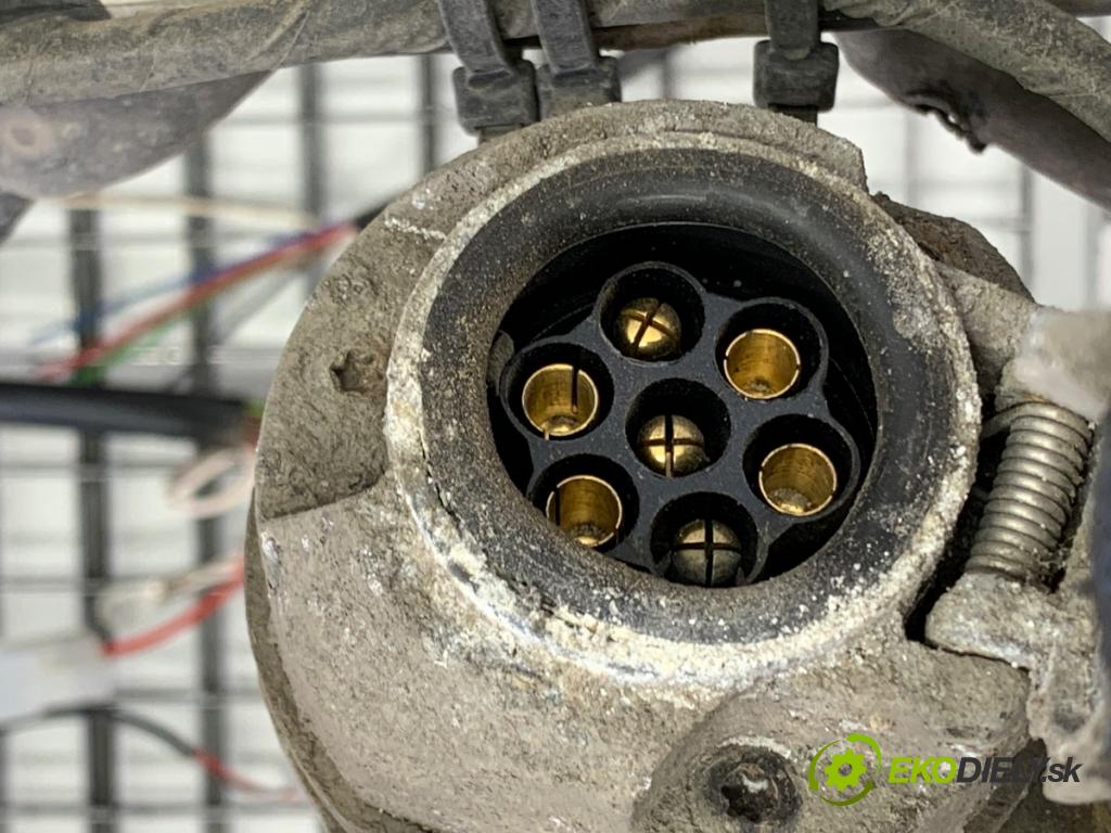 MAZDA CX-5 SUV 2013 129 kW 2.2 D AWD (KE102) 2191 Hák ťažné zariadenie KD45-V3-920 (Ťažné zariadenie)