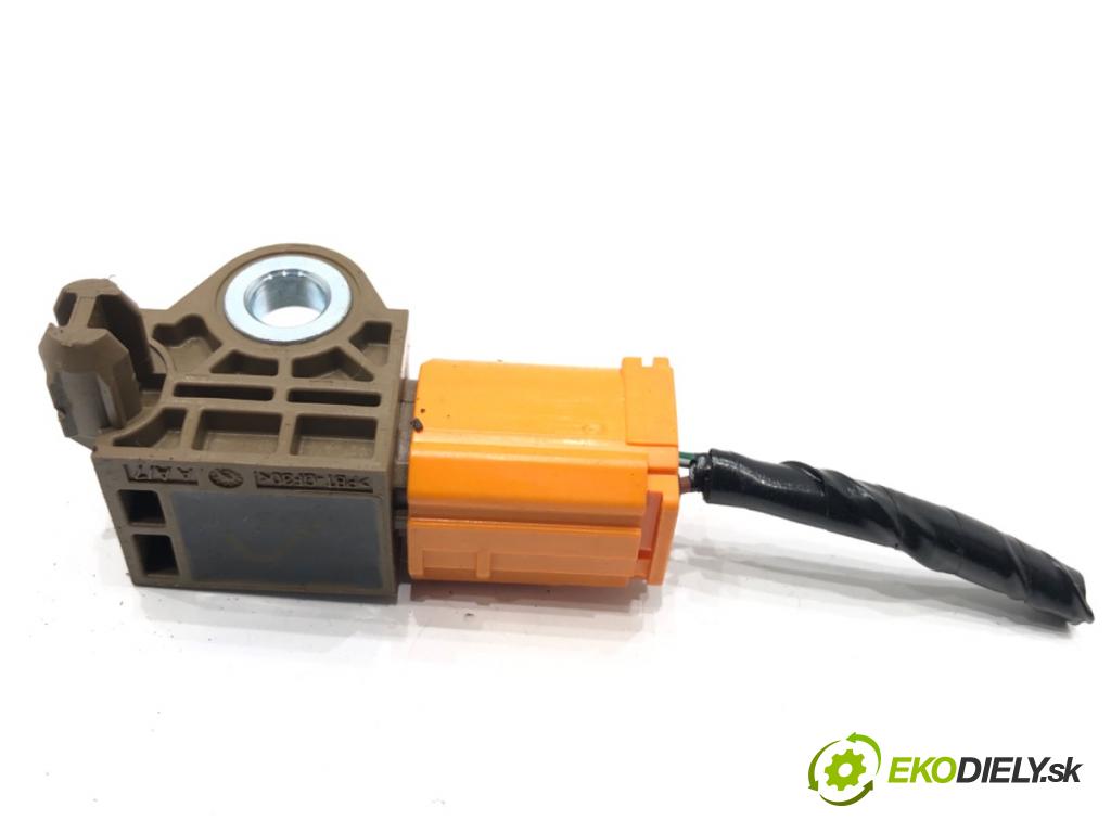 MAZDA CX-5 SUV 2013 129 kW 2.2 D AWD (KE102) 2191 Snímač nárazu KD45-57KC0 (Snímač nárazu)