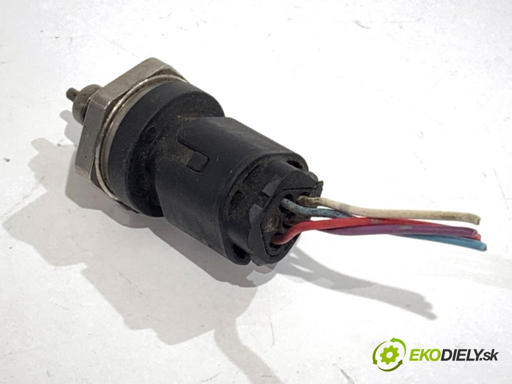 MAZDA CX-5 SUV 2013 129 kW 2.2 D AWD (KE102) 2191 Snímač teploty tlaku oleja 0261230340