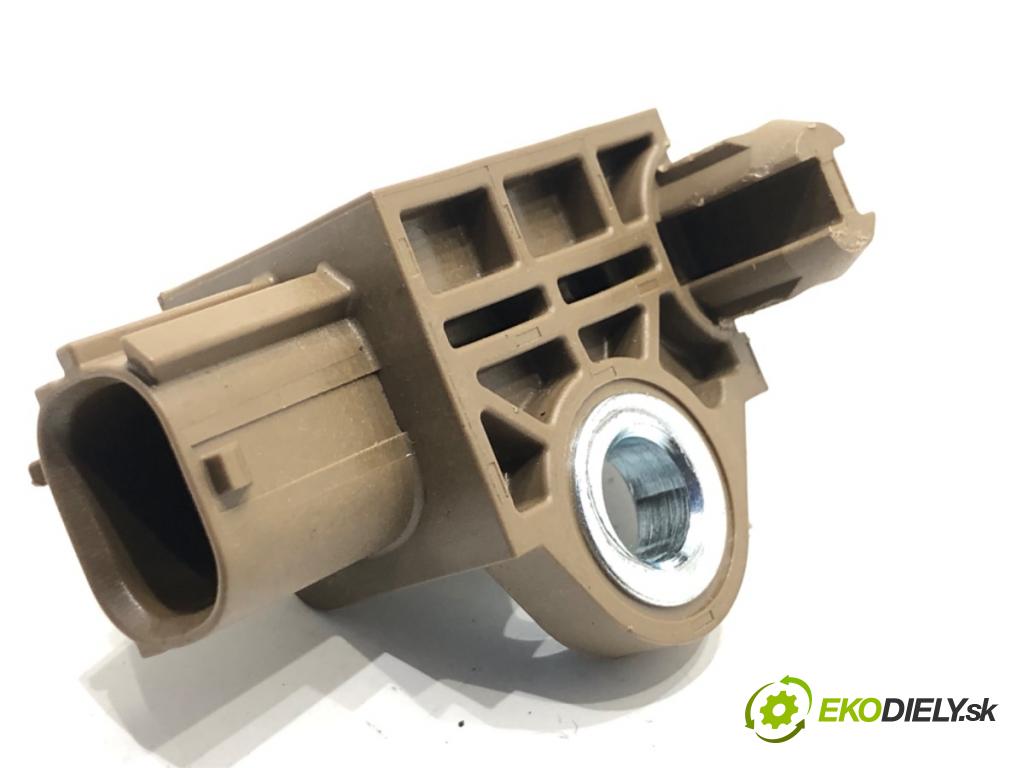 MAZDA CX-5 SUV 2013 129 kW 2.2 D AWD (KE102) 2191 Snímač nárazu KD45-57KC0 (Snímač nárazu)