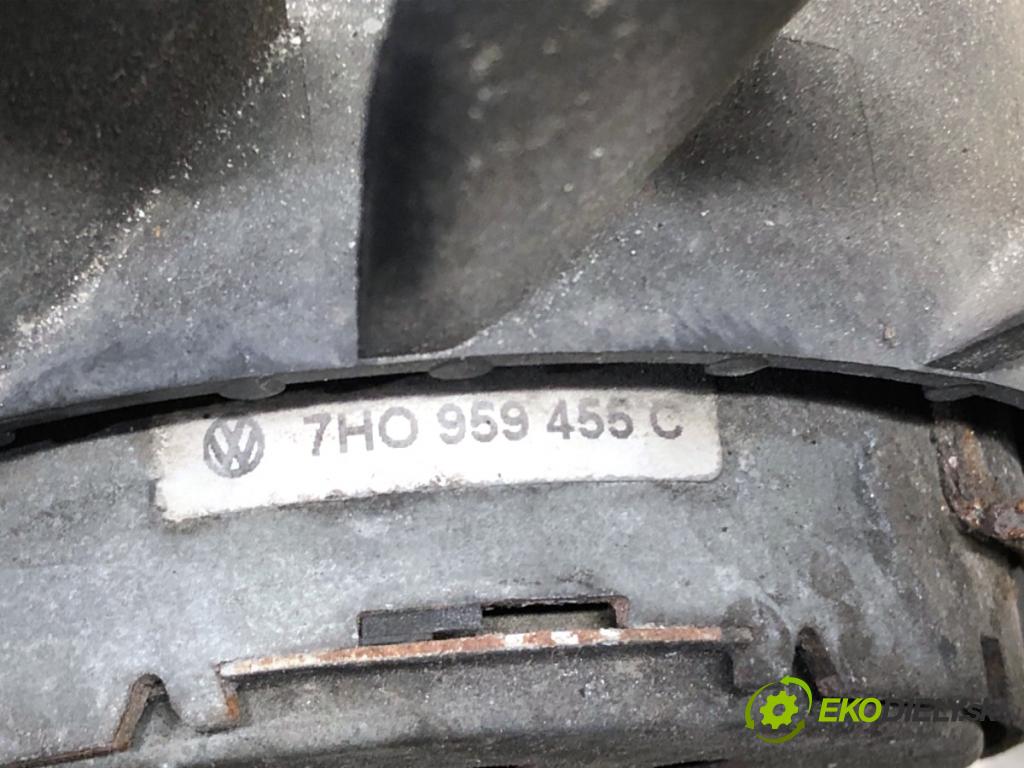 VW TRANSPORTER T5 Autobus 2003 96 kW 2.5 TDI 2461 Ventilátor klimatizácie 7H0959455C (Ventilátor chladiča klimatizácie)