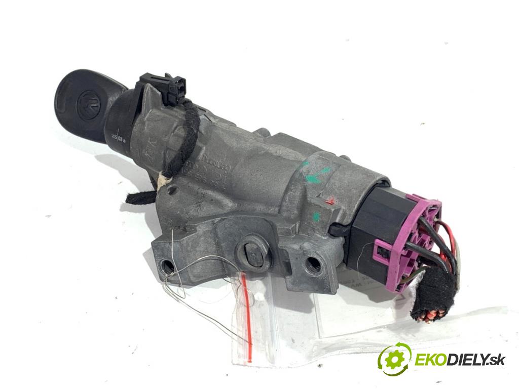 VW TRANSPORTER T5 Autobus 2003 96 kW 2.5 TDI 2461 spinačka 4B0905851C (Spínacia skrinka)